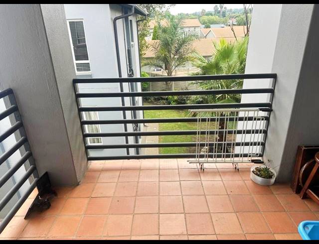 2 BEDROOM TOWNHOUSE FOR SALE IN VERWOERDPARK